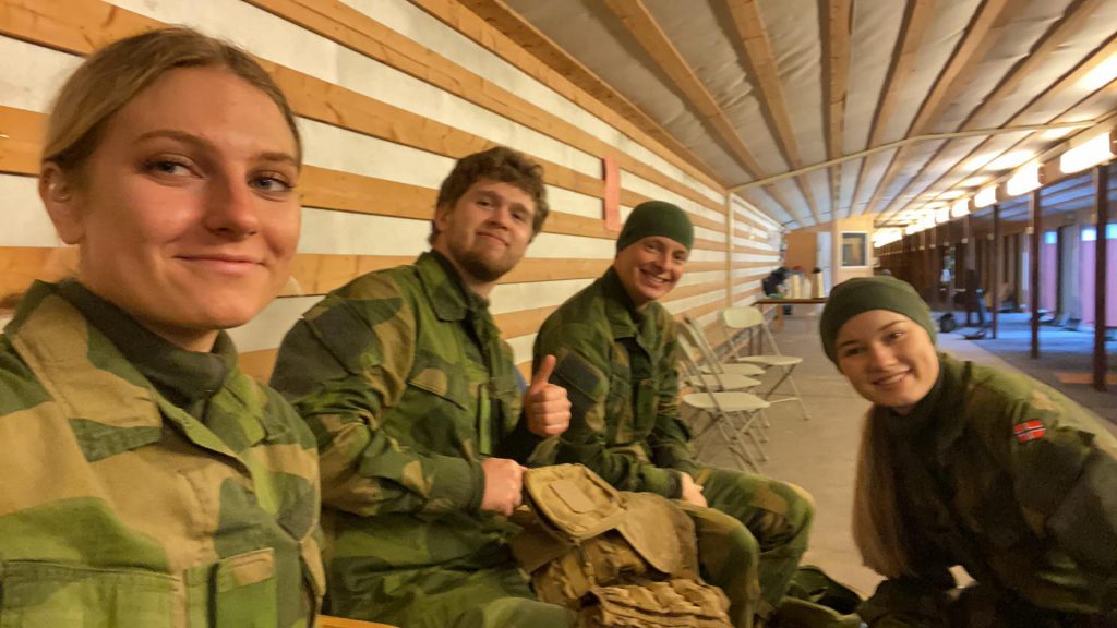 Mediaelevene klare til innsats.